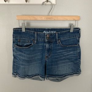 Levi’s size 6 jean shorts